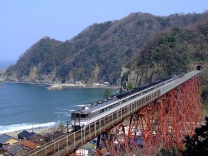 Amarube-tekkyo_bridge-3.jpg