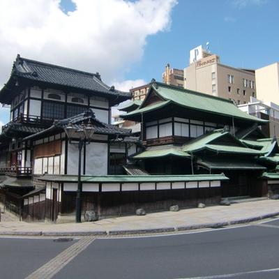 道後温泉本館