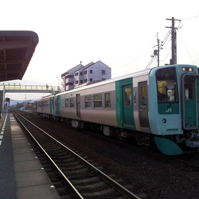 84番への最寄り駅、JR屋島駅