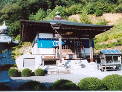 第二十七番札所　神峰寺
