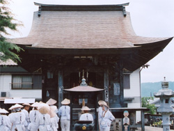 第三十七番札所　岩本寺