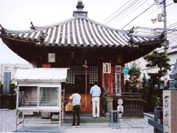 第十六番札所　観音寺